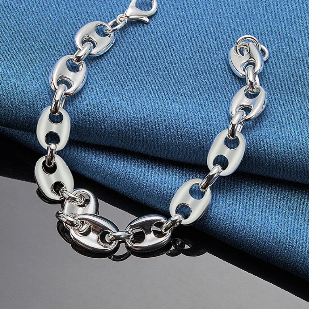 Stunning 7.75 Inch Long Anchor Style Bracelet - Silver - Picture 6 of 6
